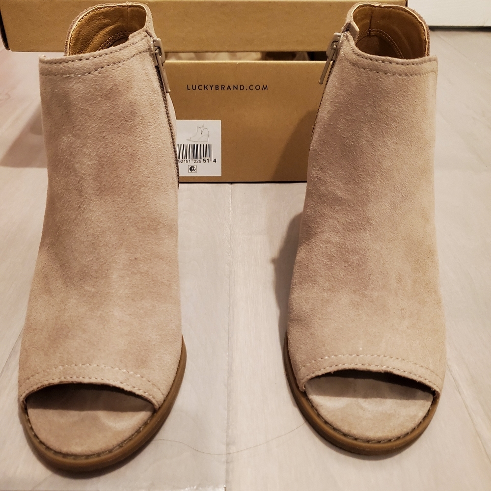 Steve Madden suede wedge peep toe booties